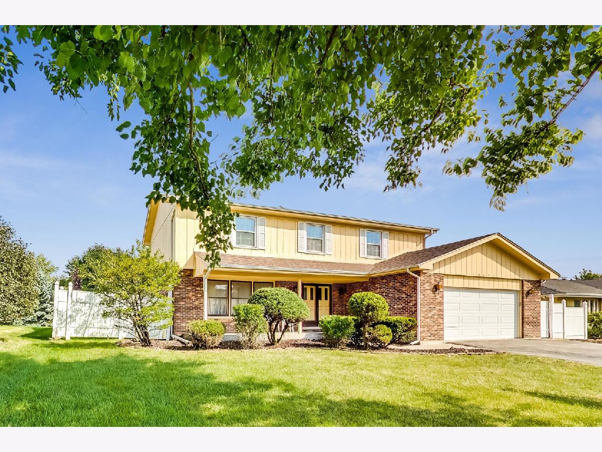 Homes Sold Brentwood Orland Park Illinois, 13605 Inverness