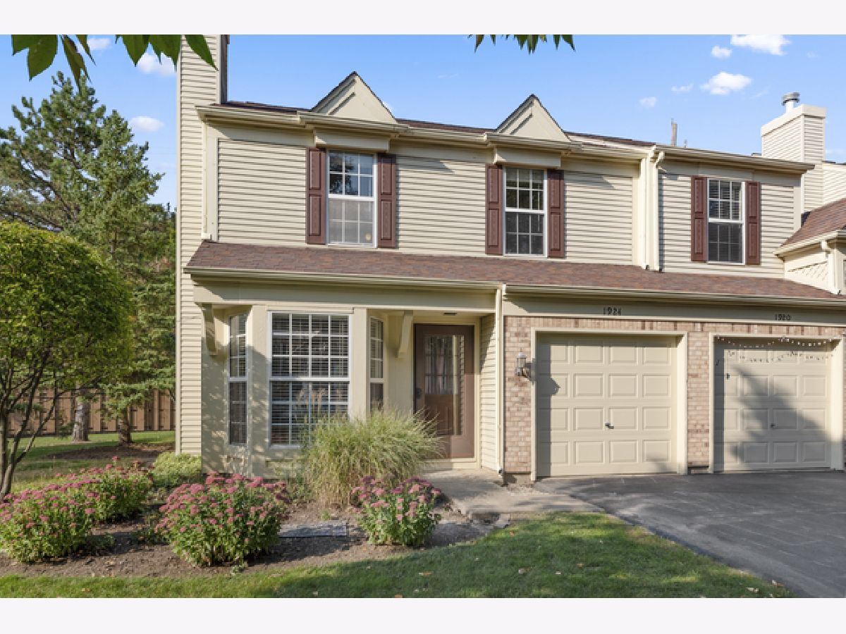 Victoria Ridge Downers Grove IL, Townhomes For Sale & For Rent Sadie