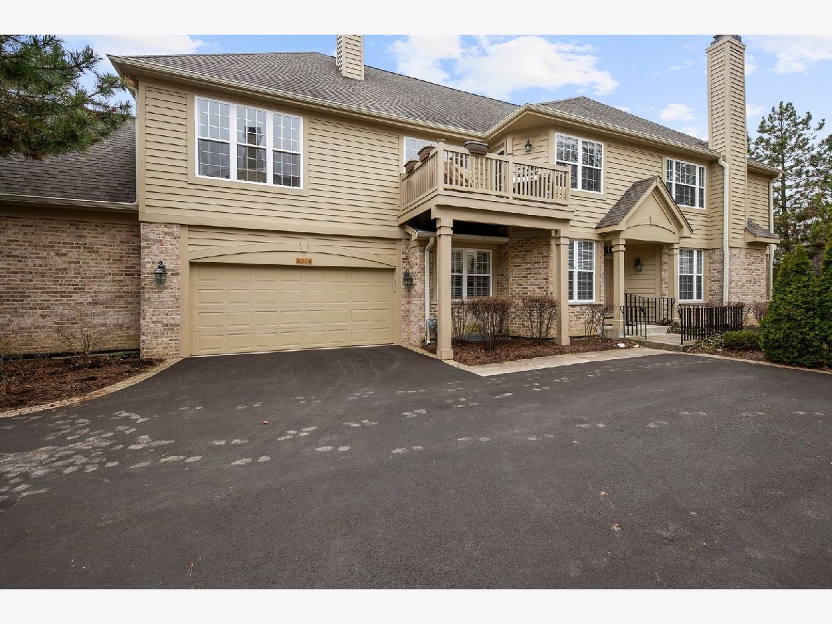 Ashbrook Indian Head Park IL, Townhomes & Homes For Sale & For Rent