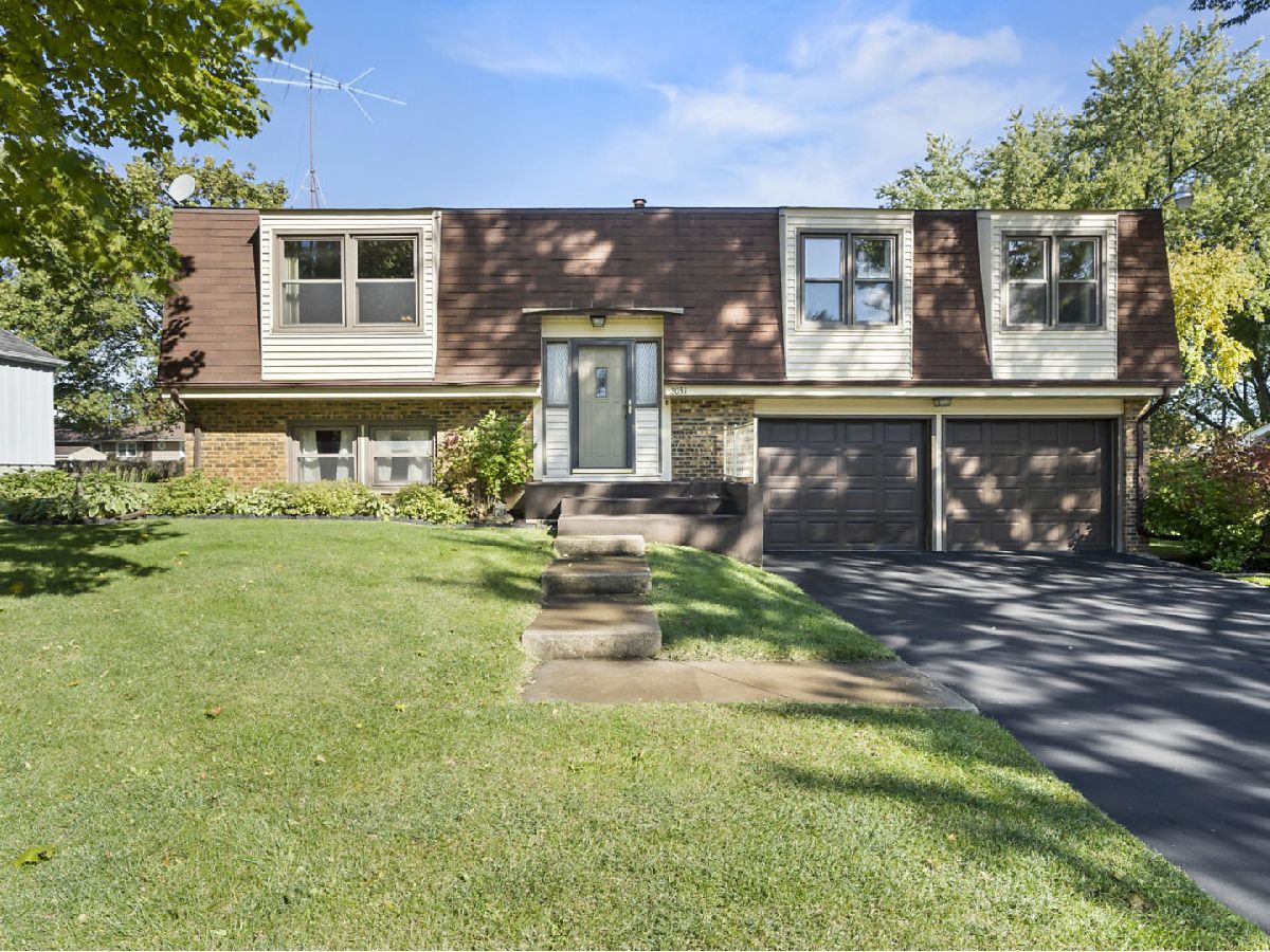 Homes Sold Pine Knoll Aurora Illinois, 2031 Radcliffe