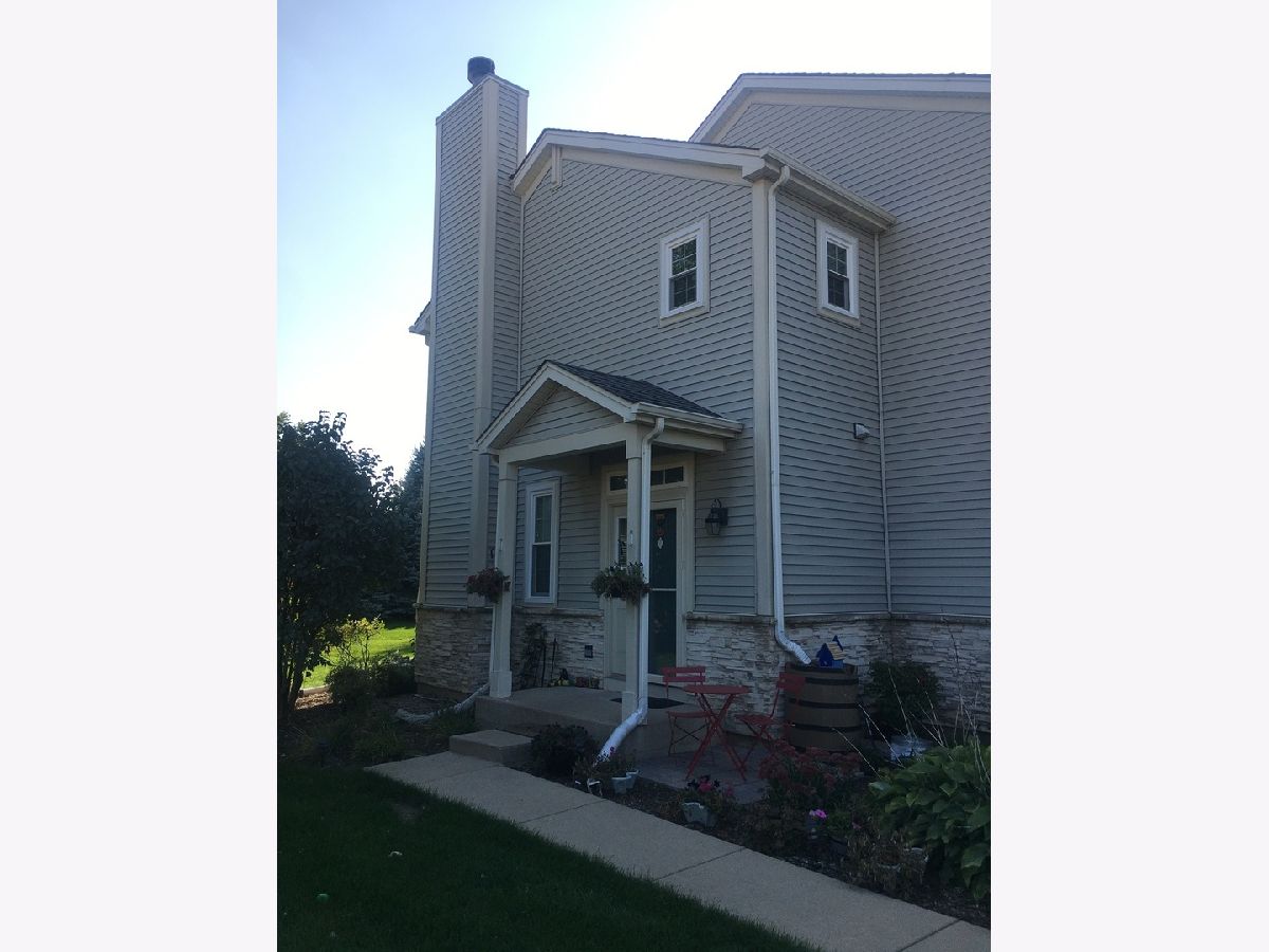 Homes & Townhomes Rented Robin Glen South Elgin Illinois, 353 Robin Glen