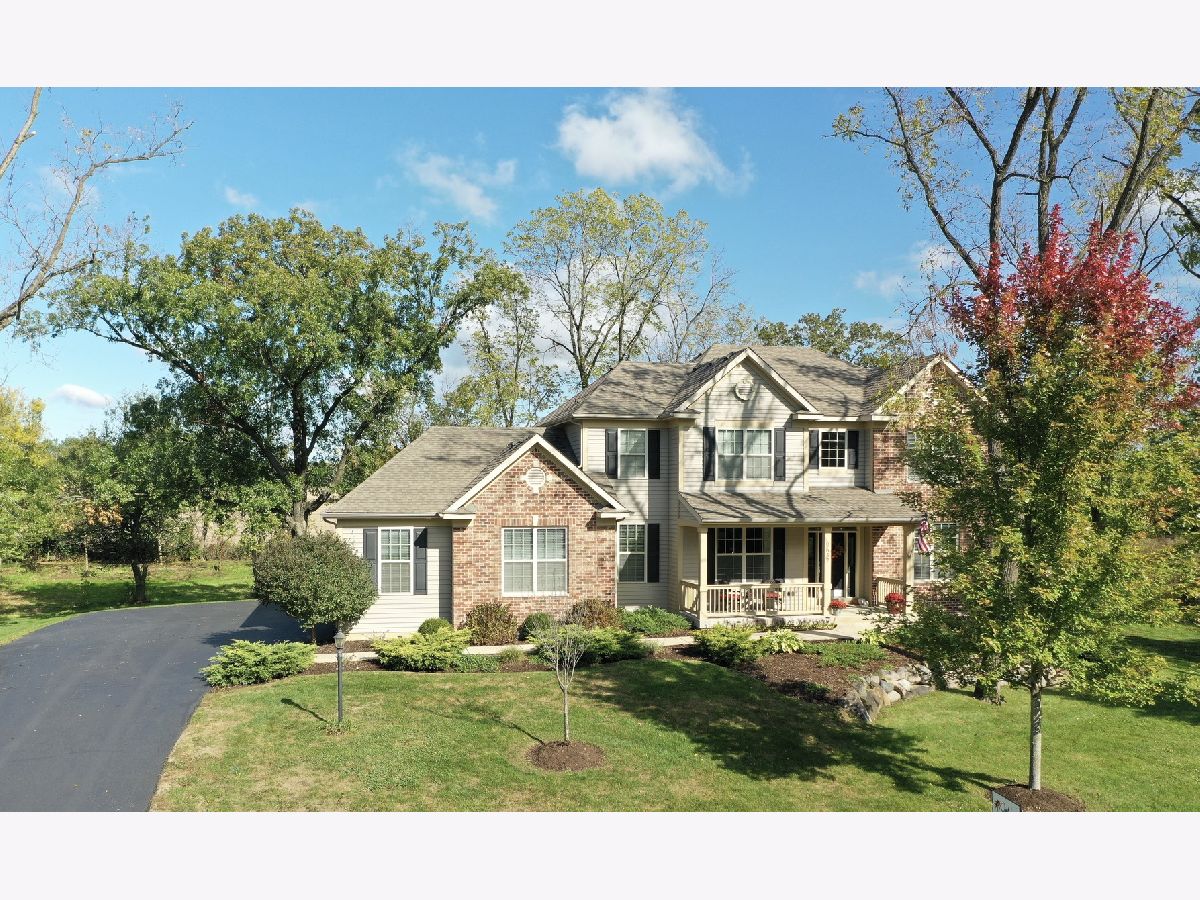 Homes Sold Thousand Oaks Spring Grove Illinois, 9637 Thousand Oaks