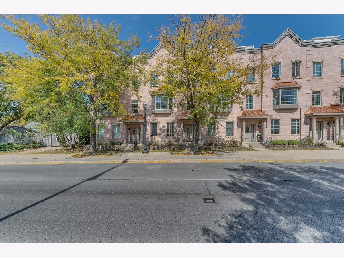 Townhomes Sold Wellington Of Elgin Elgin Illinois, 124 Kimball