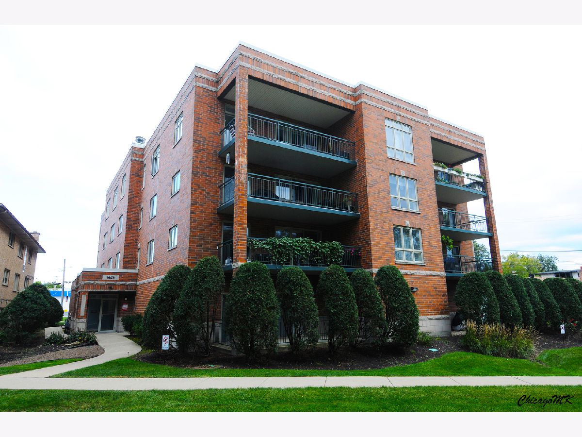 Condominiums Sold The Greens At Ridgemoor Harwood Heights Illinois, 6635 Norwood