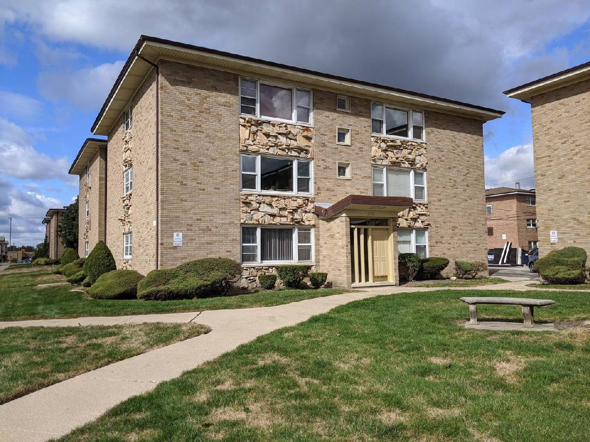 Condos & Townhomes Sold Merrionette Park Condos Merrionette Park Illinois, 3172 Meadow Lane