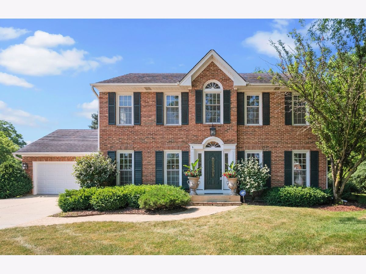 Homes Sold Arrowhead East Wheaton Illinois, 2s702 White Birch