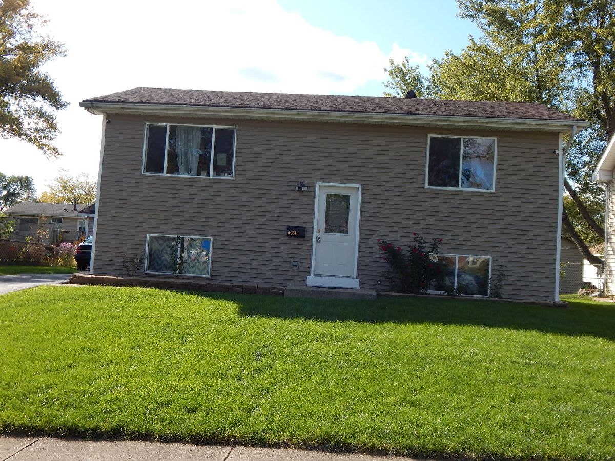 Homes Sold Hanover Terrace Hanover Park Illinois, 6934 Hemlock