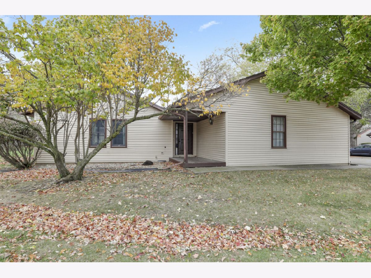 Condos & Townhomes Sold Three Willows Urbana Illinois, 308 Spring