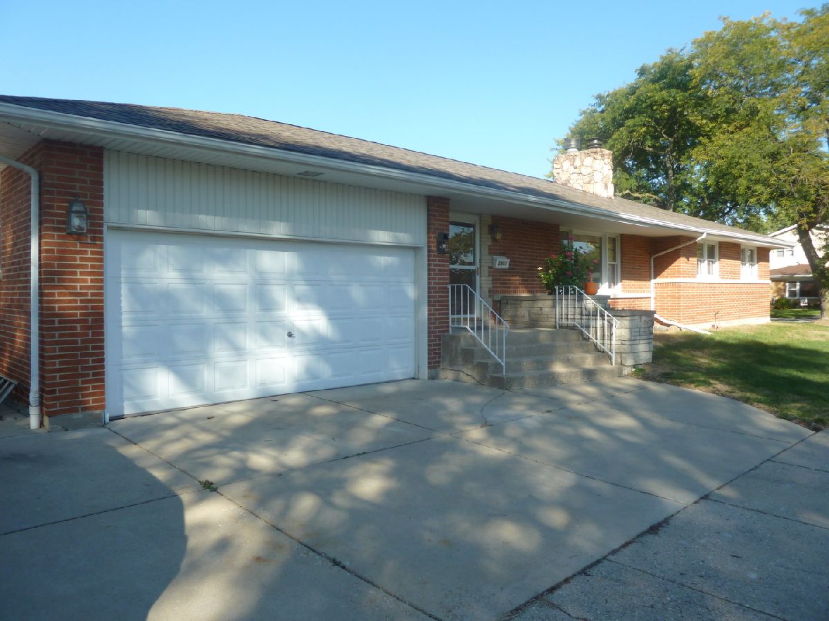 Homes & Condos & Townhomes Sold Oak Dale Oak Lawn Illinois, 5441 99th