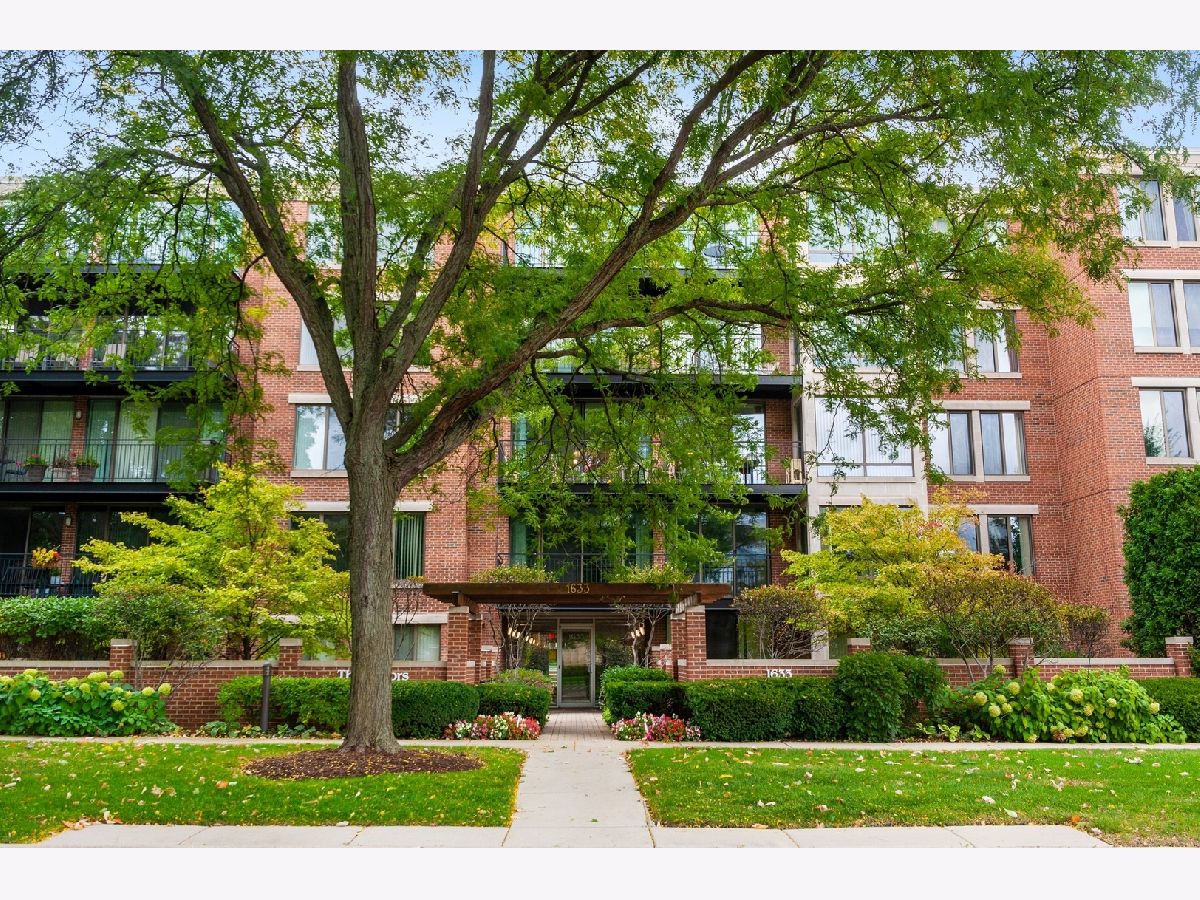Condominiums Sold The Arbors Highland Park Illinois, 1633 2nd