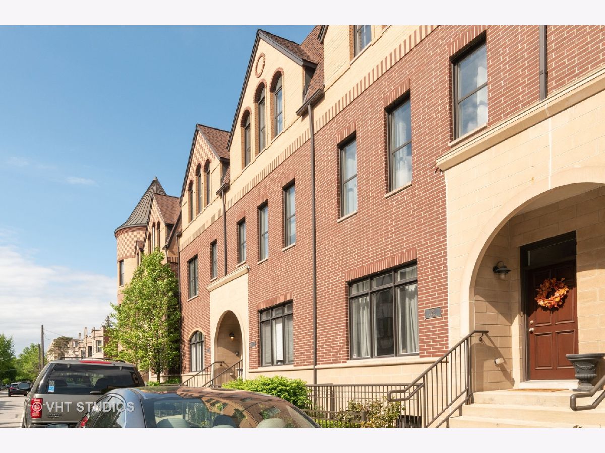 Condos & Townhomes Sold Regency Club Oak Park Illinois, 190 Marion