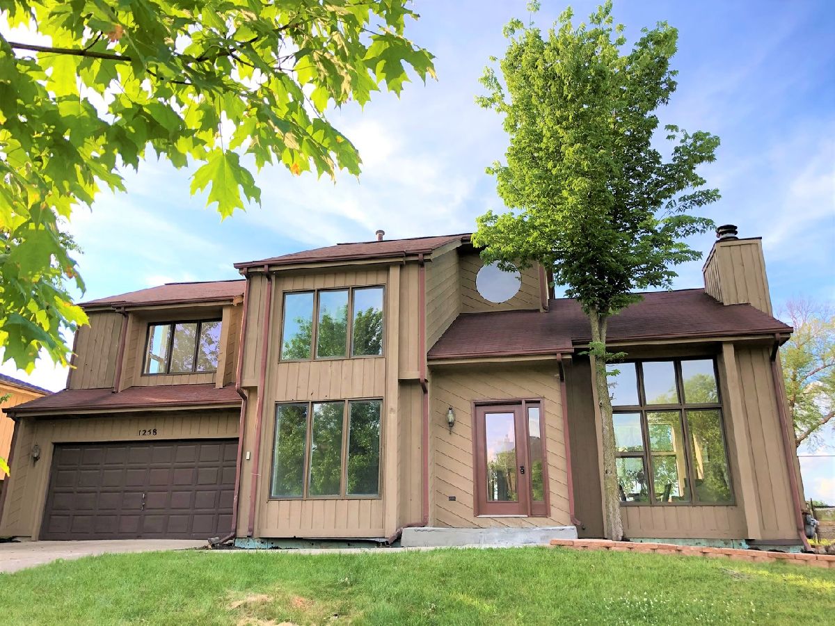Homes Sold Dunham Knolls Woodridge Illinois, 1258 Golf View