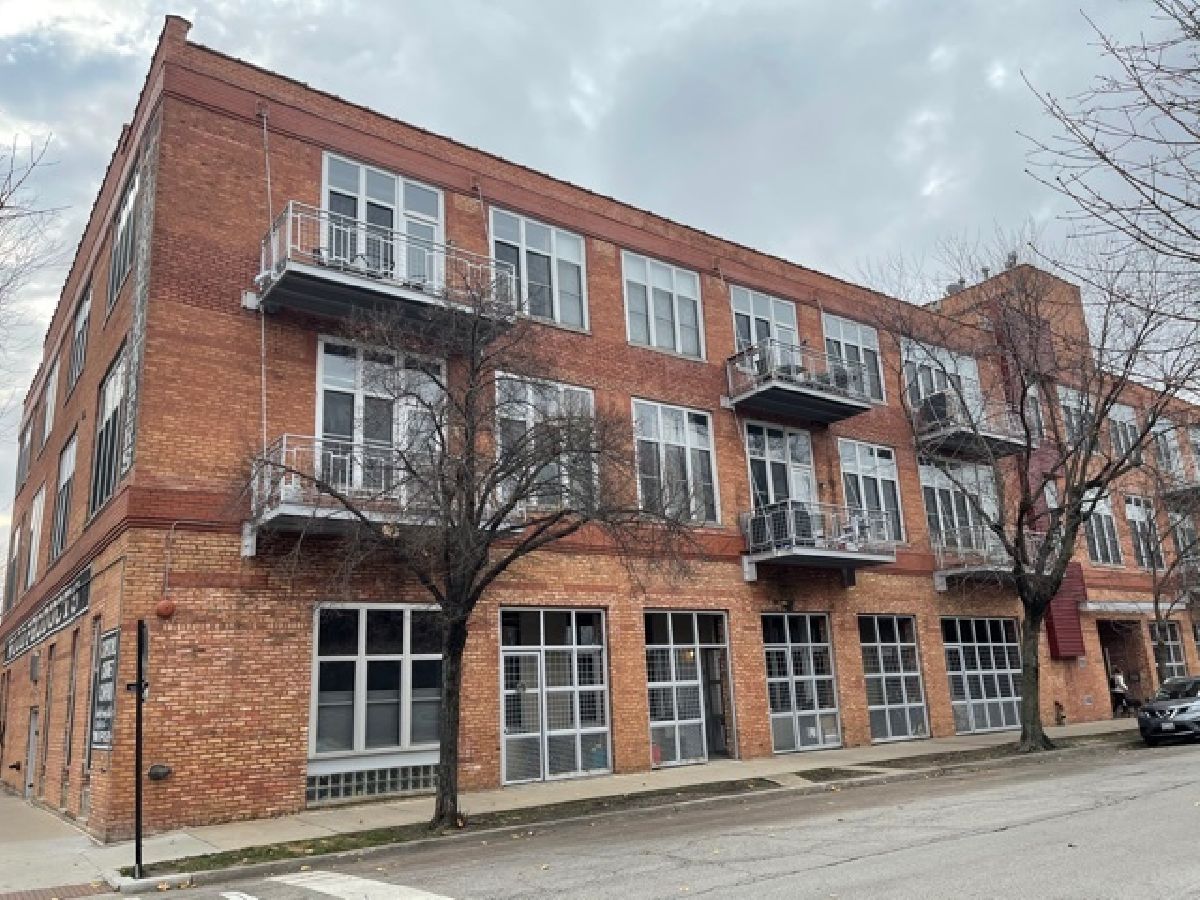 Condos & Townhomes Sold Churchill Lofts Chicago Illinois, 2111 Churchill