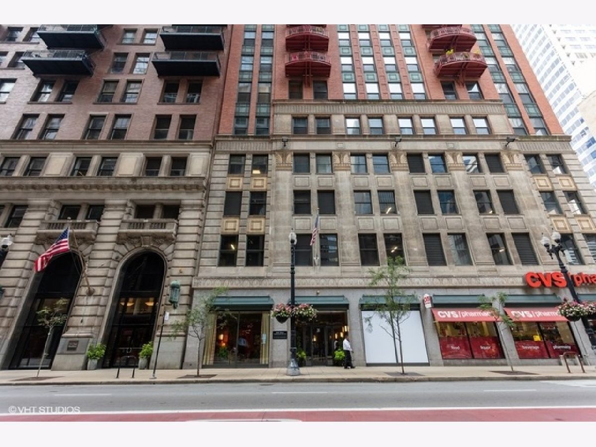 Condominiums Rented Concord At City Center Chicago Illinois, 208 Washington