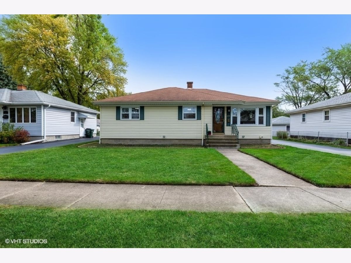 Homes Sold Lansing Torrence Manor Lansing Illinois, 18441 Glen Oak