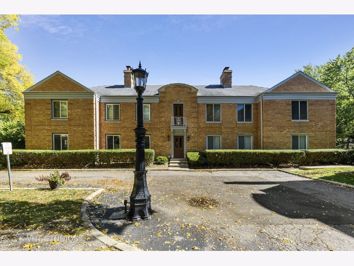 Condominiums Sold Citadel Northbrook Illinois, 1499 Shermer