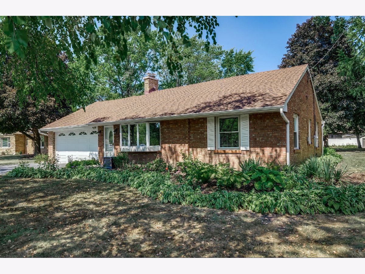 17W072 Deerpath Road, Bensenville, Illinois 60106 MLS 10894430