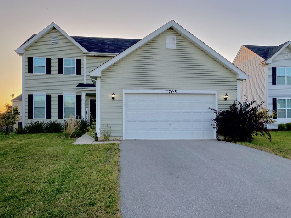 Homes Sold Theodore's Ridge Joliet Illinois, 1705 Shady Oak