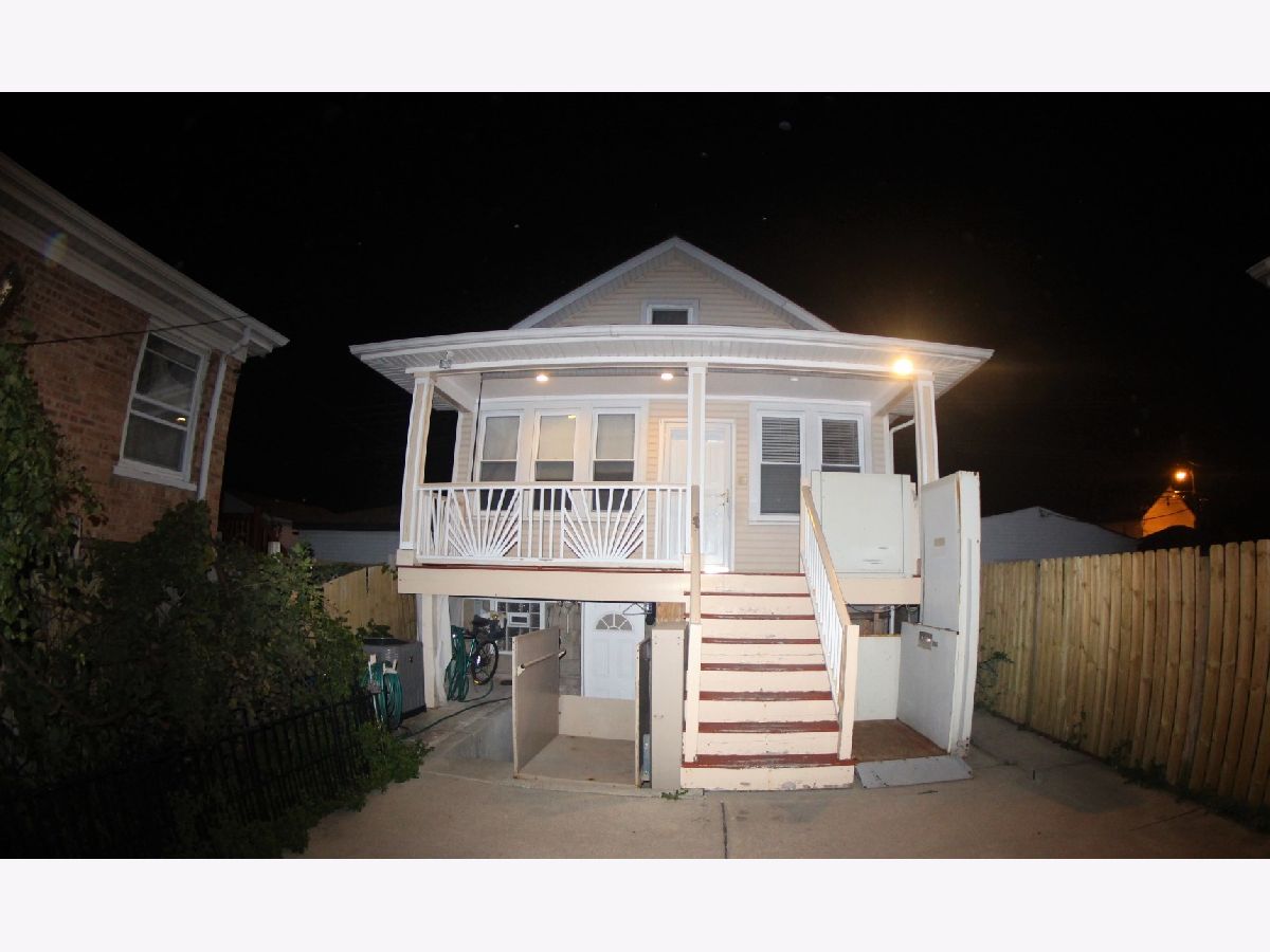 Homes & Condos & Townhomes Rented Montclare Chicago Illinois, 2435 Rutherford