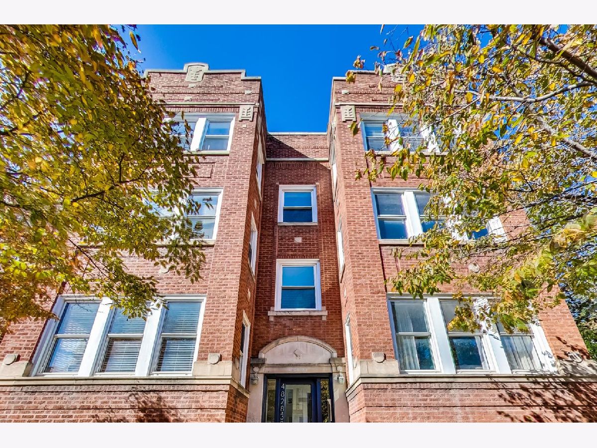 Condominiums & Homes Sold Rockwell Crossing Chicago Illinois, 4830 Rockwell