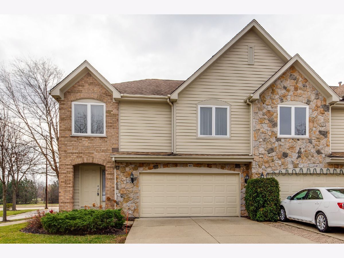 Townhomes Sold Noah's Landing Buffalo Grove Illinois, 251 Taylor