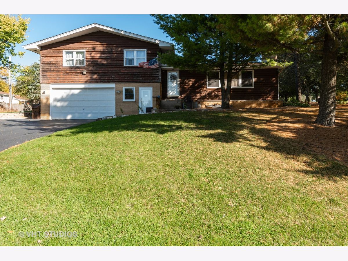 Homes Sold Worthmoor Estates Mchenry Illinois, 28888 Navajo