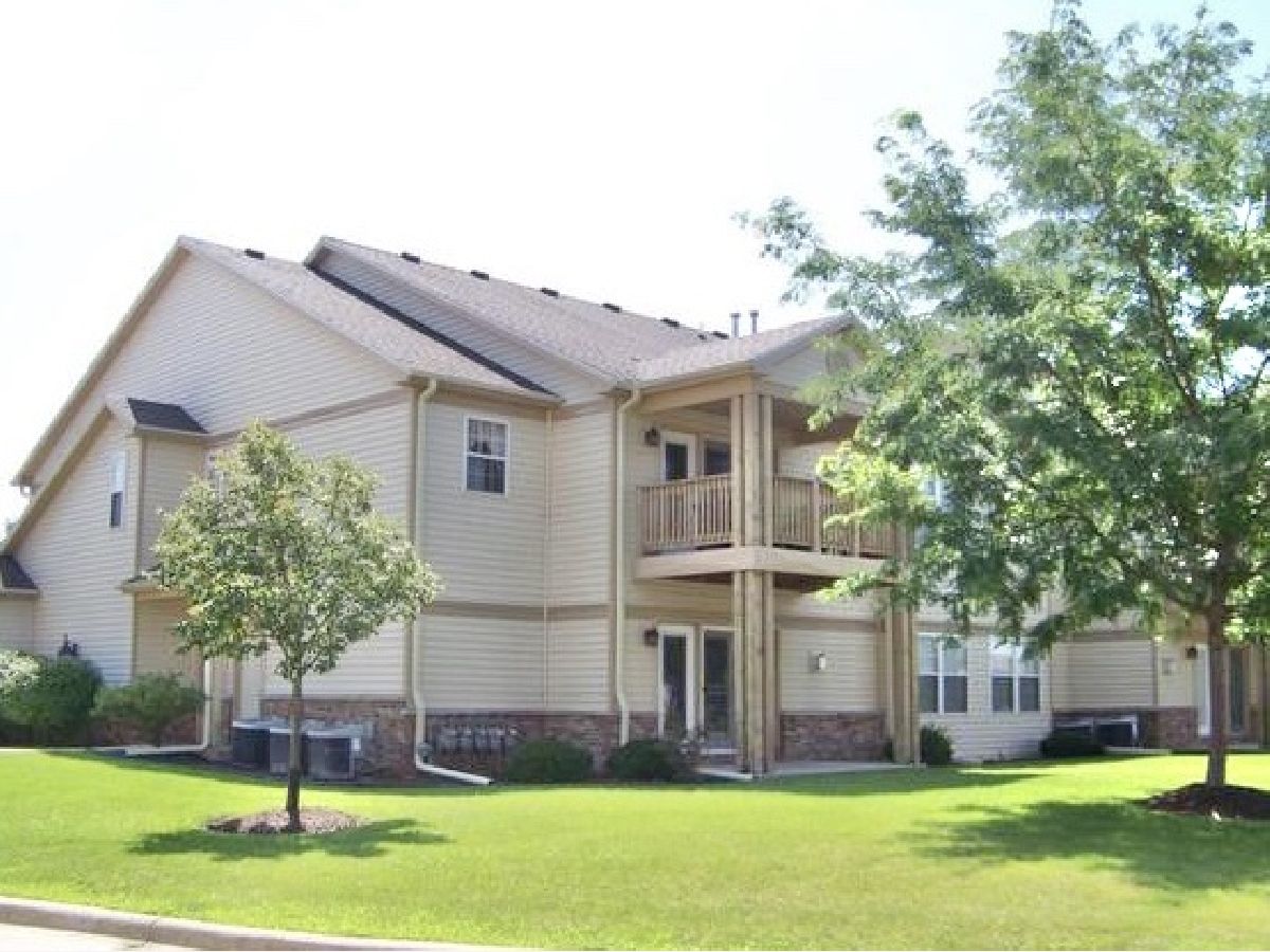 Condominiums Sold Cobblefield Champaign Illinois, 3618 Thornhill