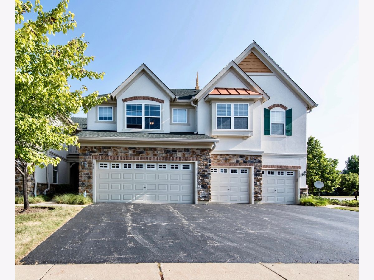 Townhomes Rented Bay Tree Vernon Hills Illinois, 378 Bay Tree
