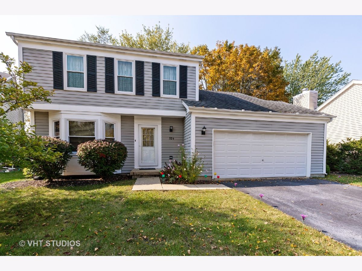 Homes Sold Cambridge Heights Vernon Hills Illinois, 324 Richard