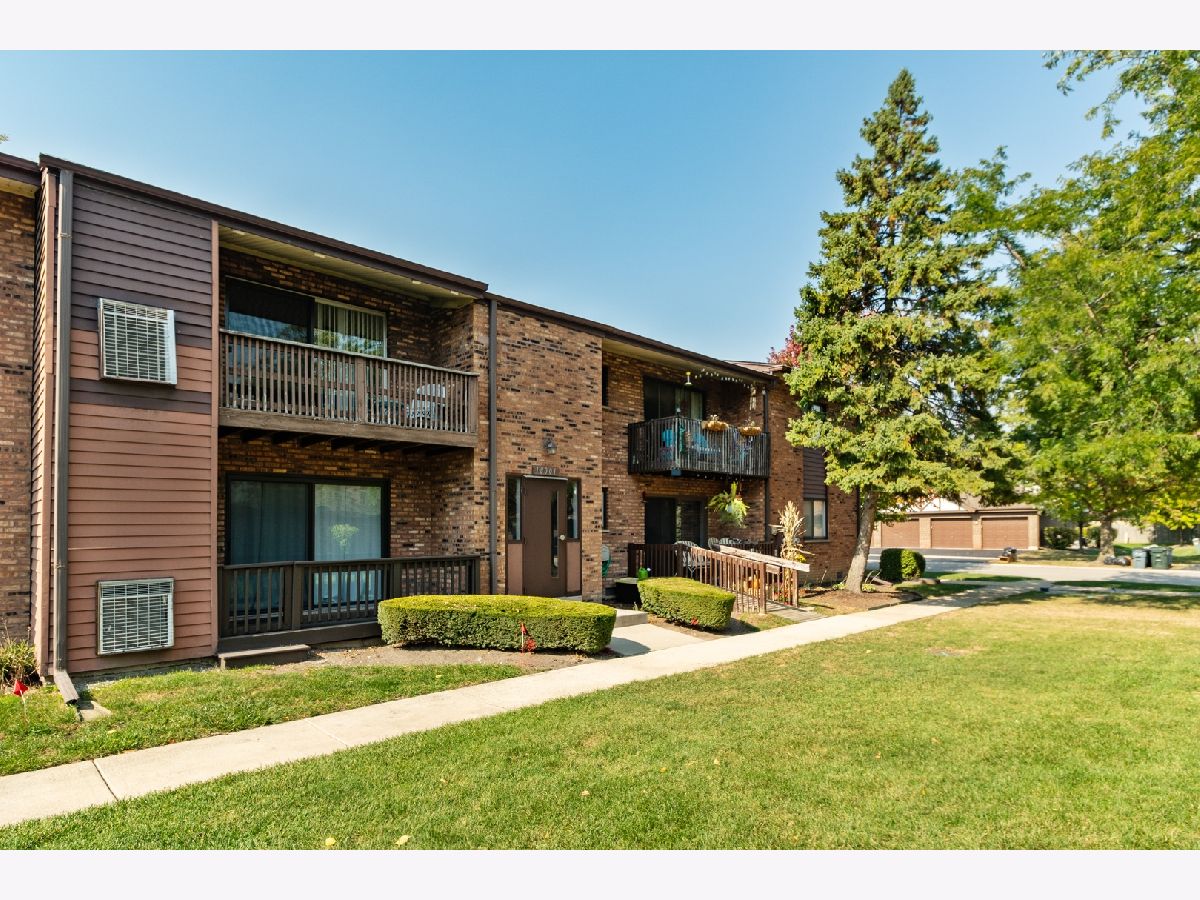 18001 Oak Park Avenue, Tinley Park, Illinois 60477 MLS 10902222