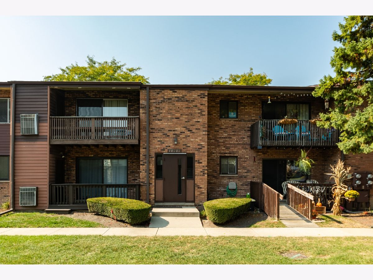 18001 Oak Park Avenue, Tinley Park, Illinois 60477 MLS 10902222