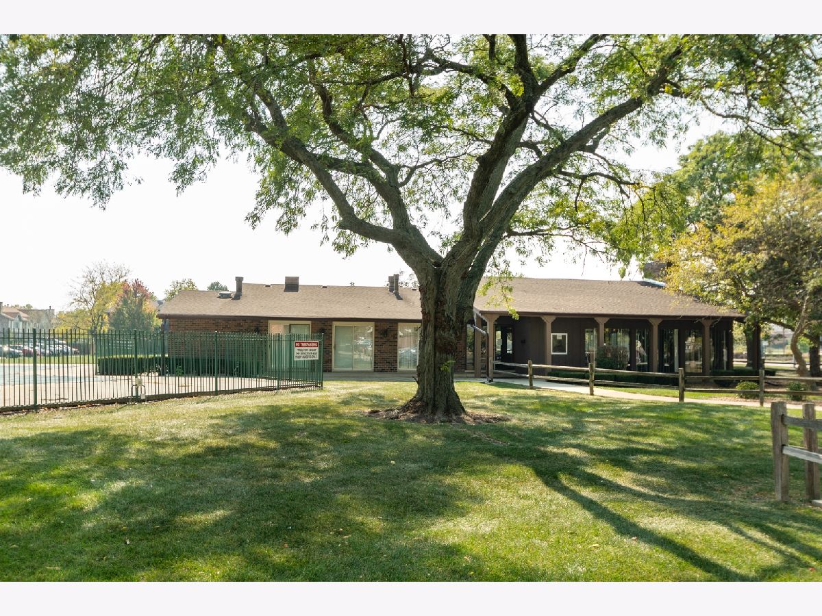 18001 Oak Park Avenue, Tinley Park, Illinois 60477 MLS 10902222