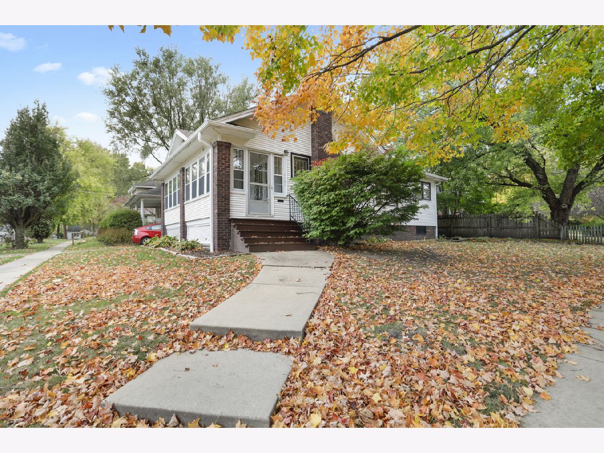 Homes Sold Avondale Place Champaign Illinois, 1101 Prairie