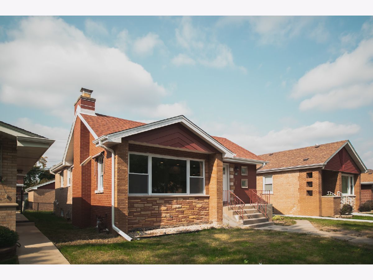 Homes & Condos & Townhomes Sold Beverly Woods Chicago Illinois, 11746 Campbell