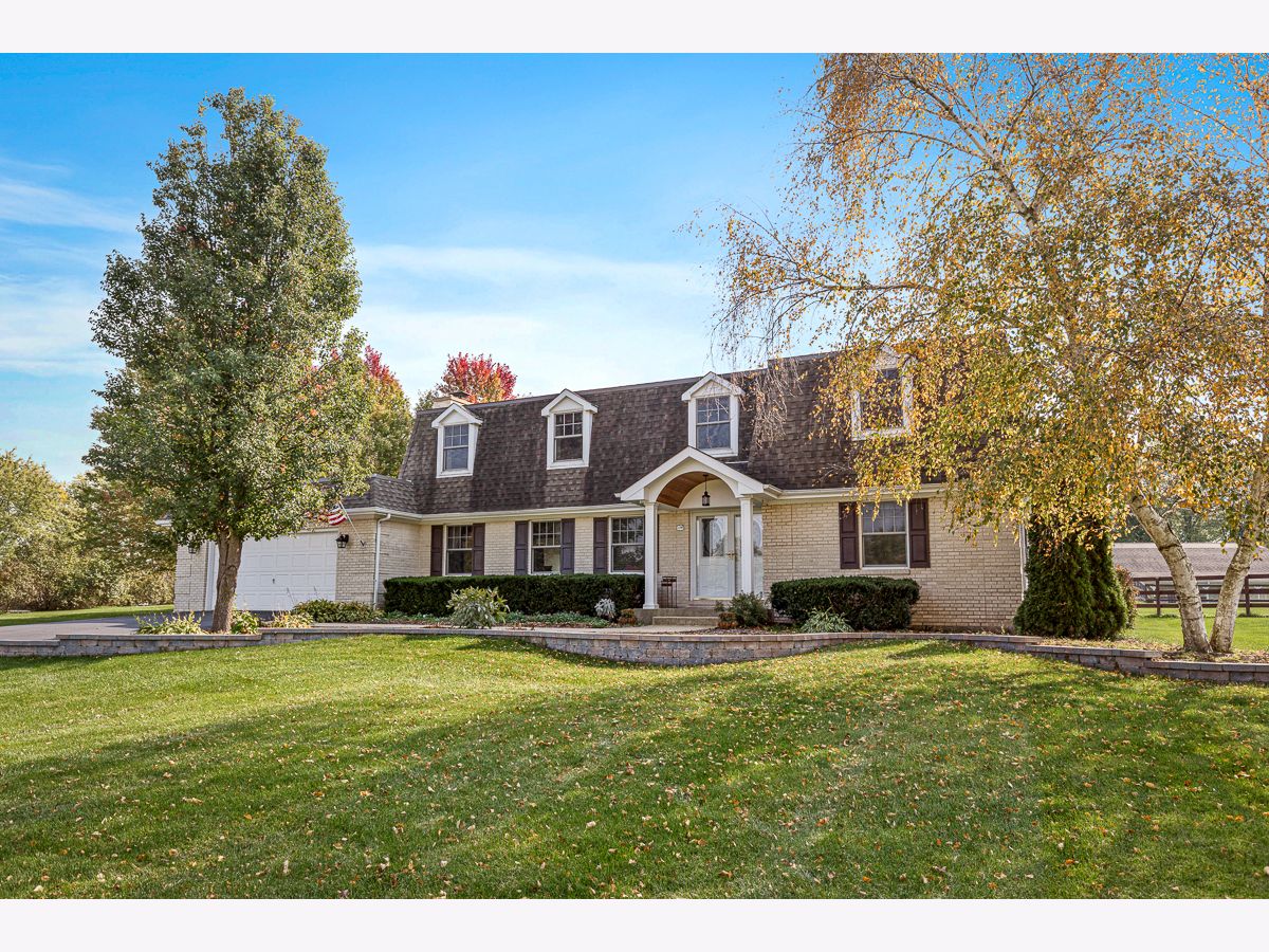 Homes Sold Campton Equestrian St Charles Illinois, 6N601 Pinto