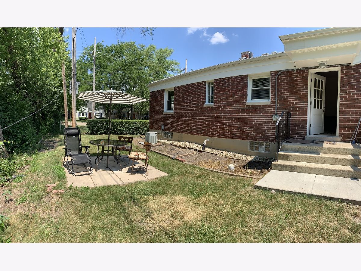 Condominiums Rented Deerfield Gardens Deerfield Illinois, 1193 Deerfield
