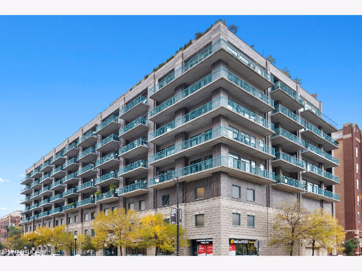 Condominiums Rented Madison Manor Ii Chicago Illinois, 910 Madison
