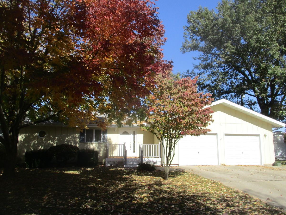 Homes Sold Hillcrest Tuscola Illinois, 40 Cedar