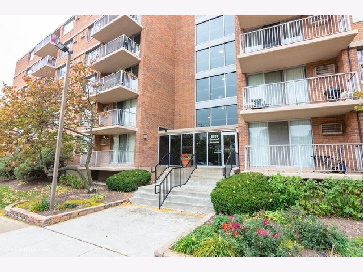 Yorktown Green Lombard IL, Condominiums For Sale & For Rent Sadie Winter Dana Cohen