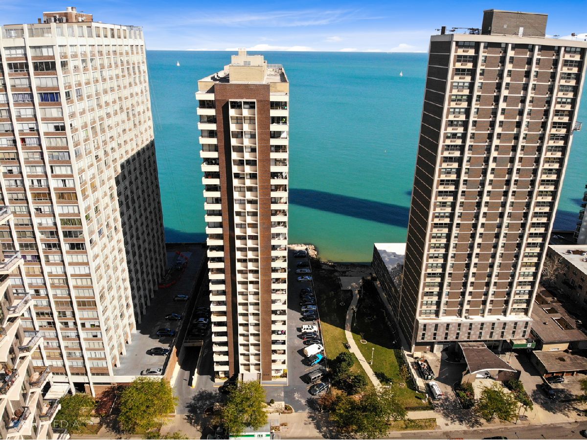 Condominiums Sold El Lago Chicago Illinois, 6157 Sheridan
