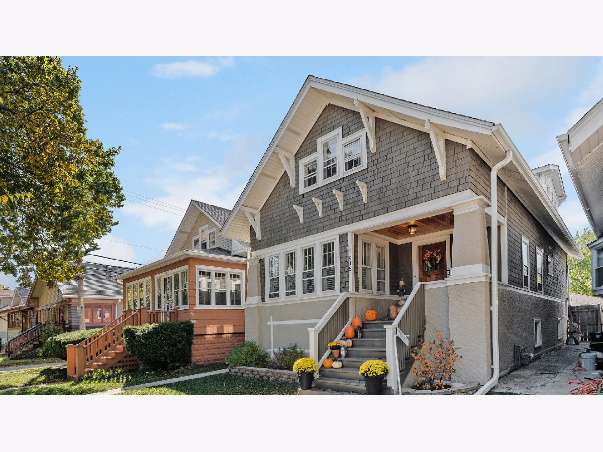 Townhomes & Homes Sold Grove Court Oak Park Illinois, 915 Grove