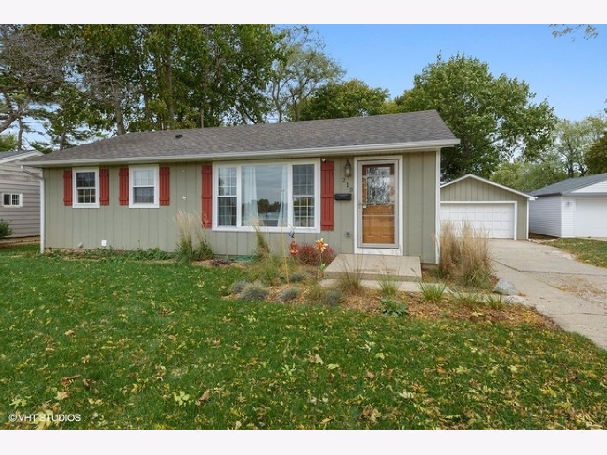 Homes Sold Crystal Hills Crystal Lake Illinois, 213 Walkup