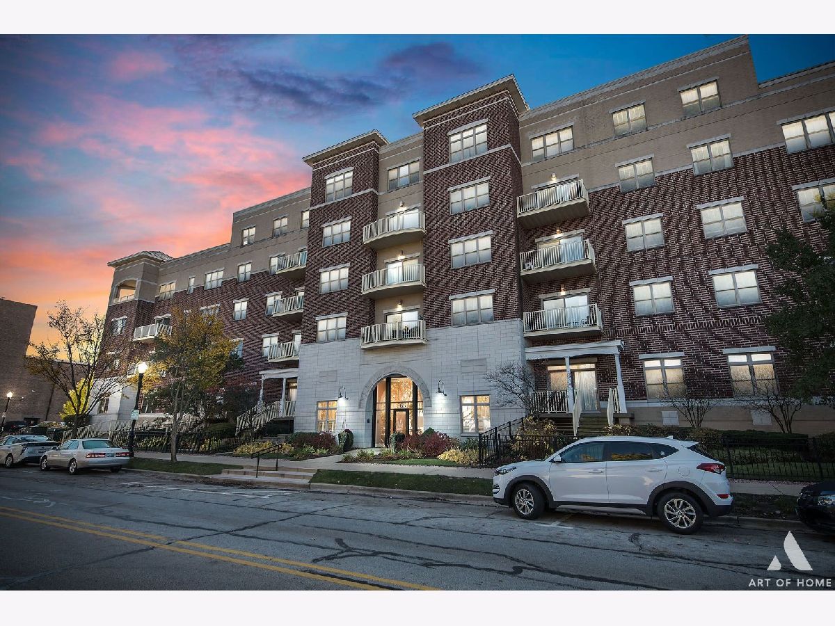 Condominiums Sold Station Crossing Downers Grove Illinois, 965 Rogers