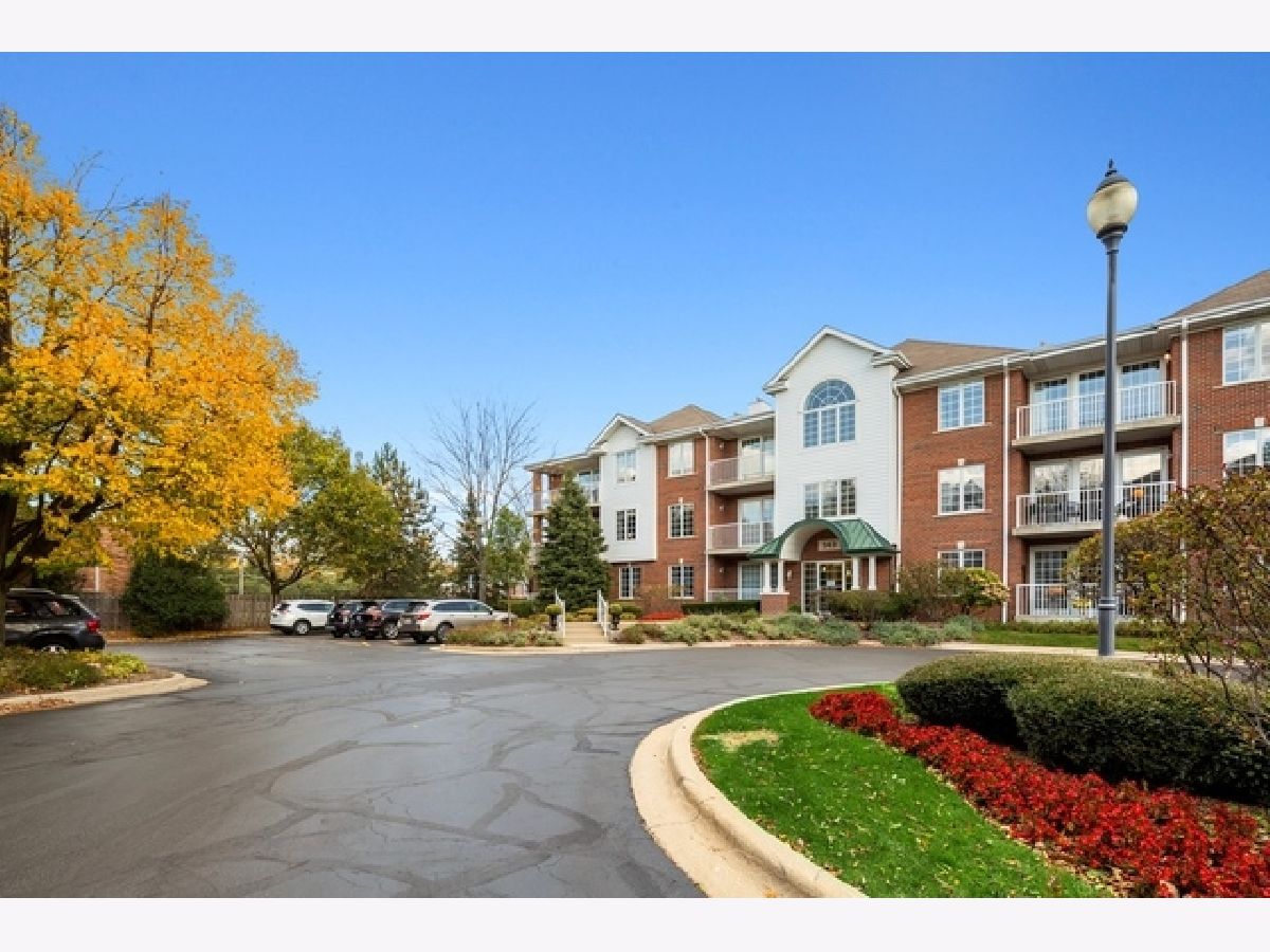 Condominiums Sold Creekside Pointe Barrington Illinois, 543 Hough
