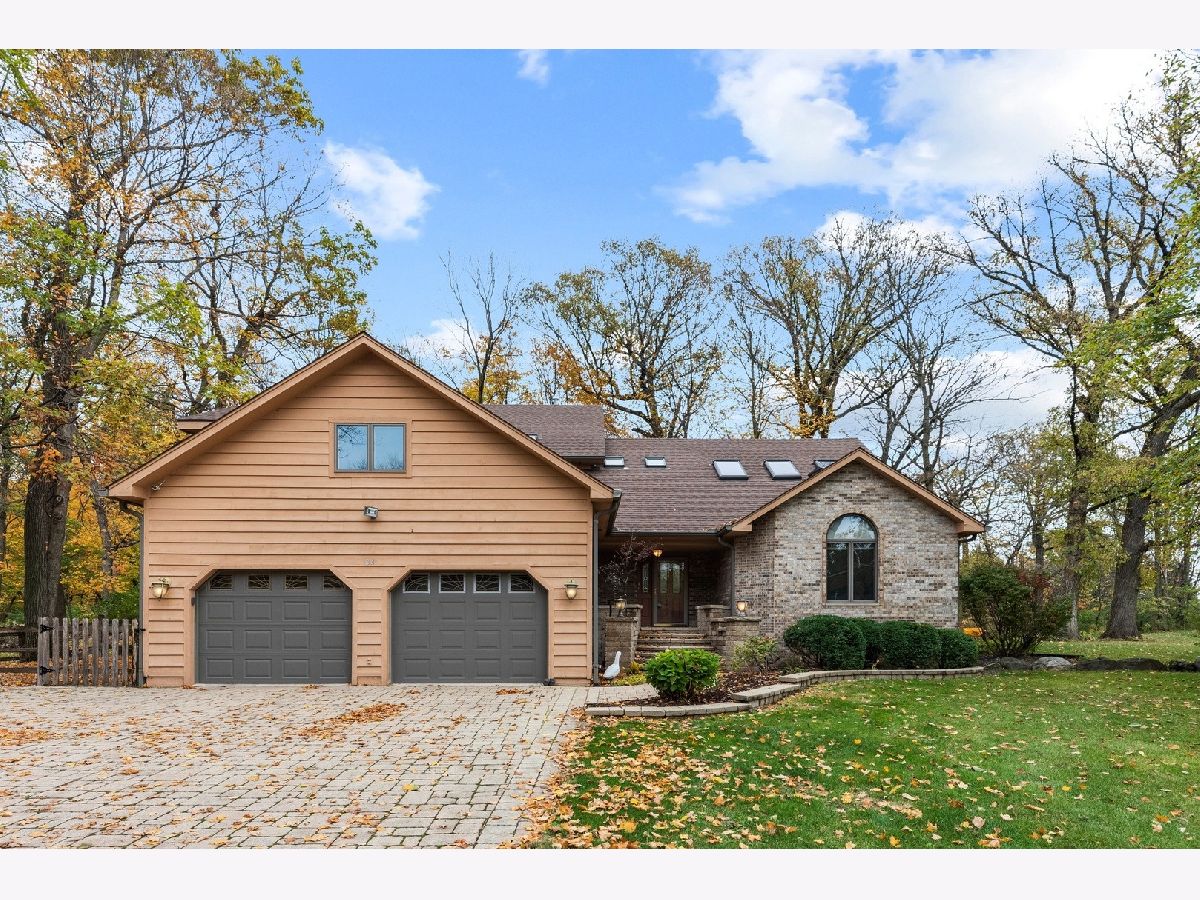 Homes Sold Crestview Woods Oswego Illinois, 84 Crestview