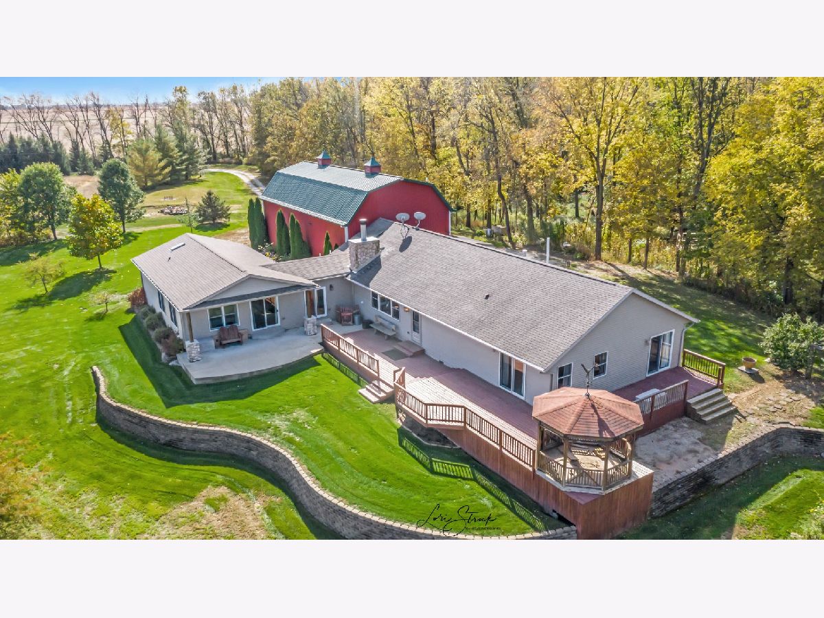  Sold Papineau Illinois, 1974 3150 North