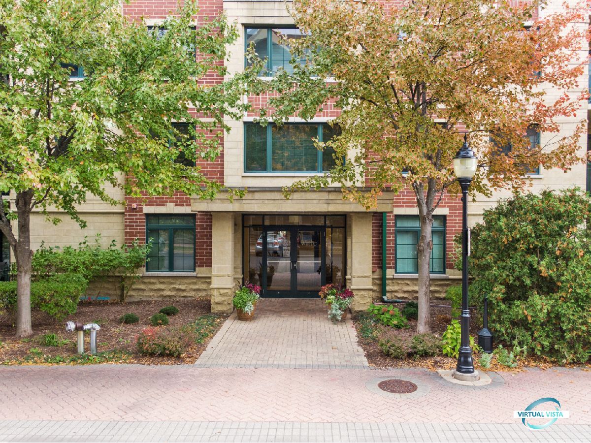 Condominiums Rented Village Centre Mount Prospect Illinois, 11 Wille