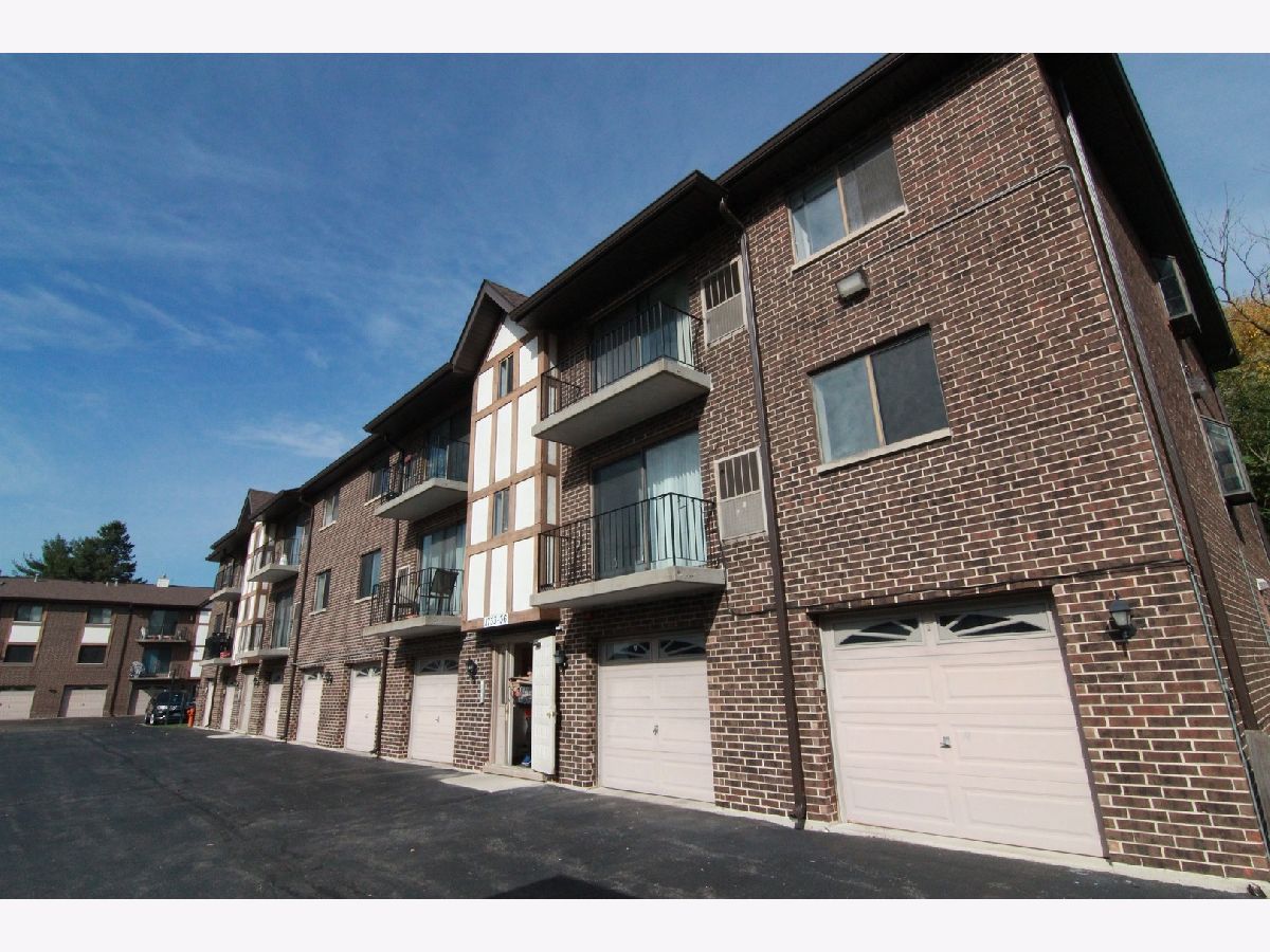 Condominiums Sold Cambridge Cove Naperville Illinois, 1734 Washington