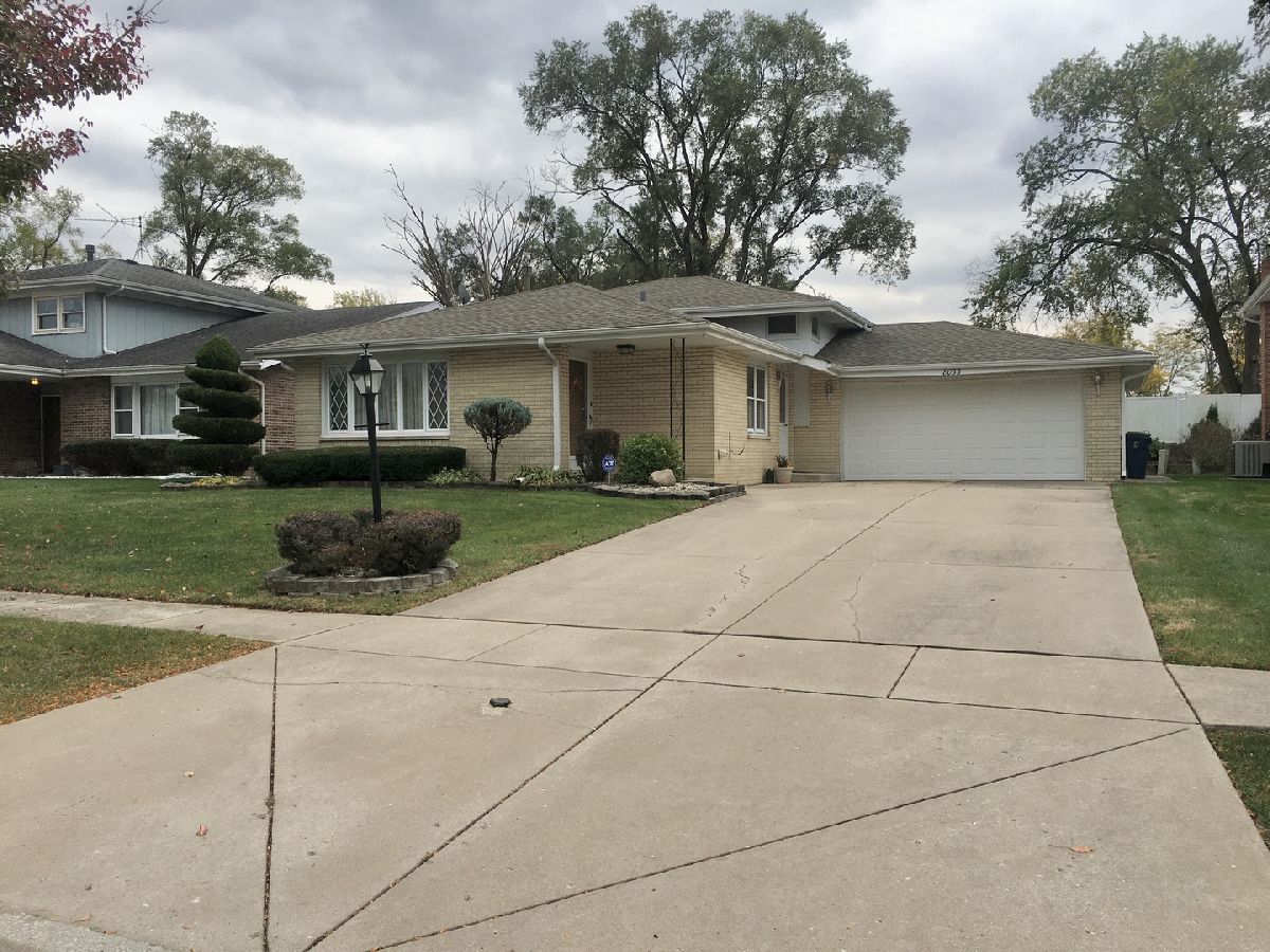Homes Sold Palos Meadows Palos Hills Illinois, 8033 Valley