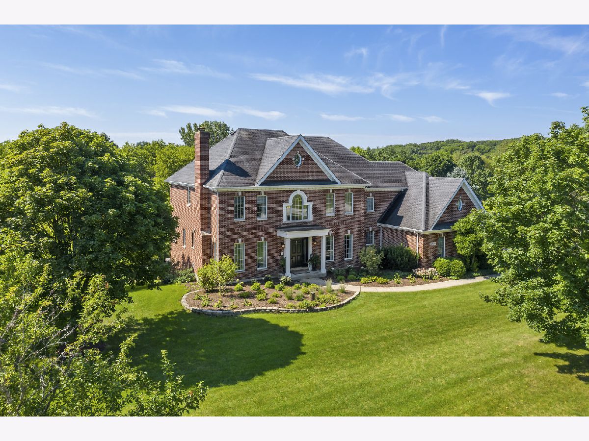 Homes Sold Oak Glen Campton Hills Illinois, 40W903 Campton Woods